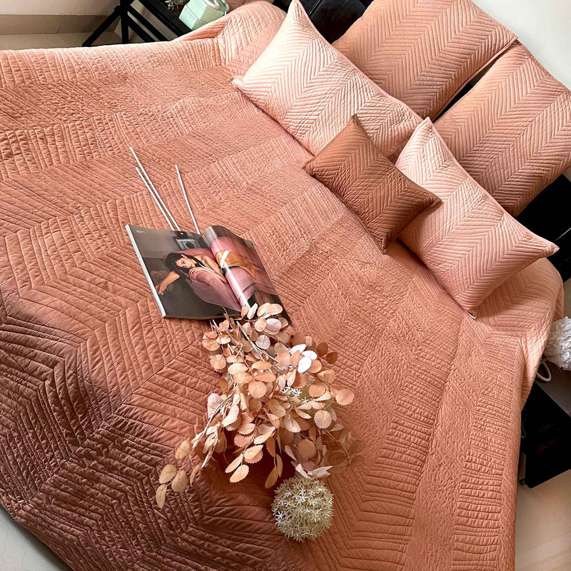 STEVEN NORTHERN LIGHTS OMBRE QUILTED BEDCOVER SET