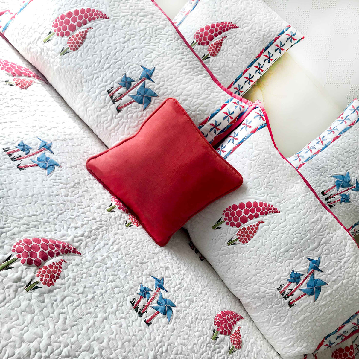 PATRICIA PARISIAN PANACHE PLAYFUL PINK & PEACH 6 PIECE QUILTED BEDCOVER SET