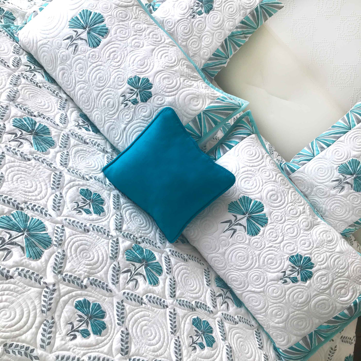 PEGGY PARISIAN PANACHE TEMPTING TURQUISE 6 PIECE QUILTED BEDCOVER SET