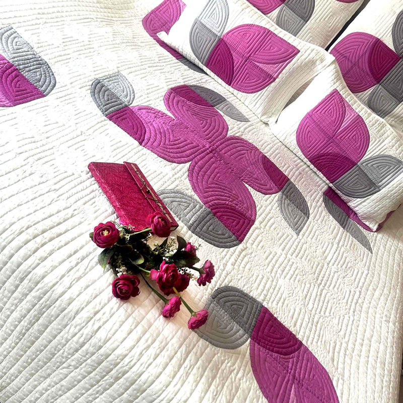 DELAINIE TULIPS OF KASHMIR PATCHWORK QUILTED BEDCOVER SET