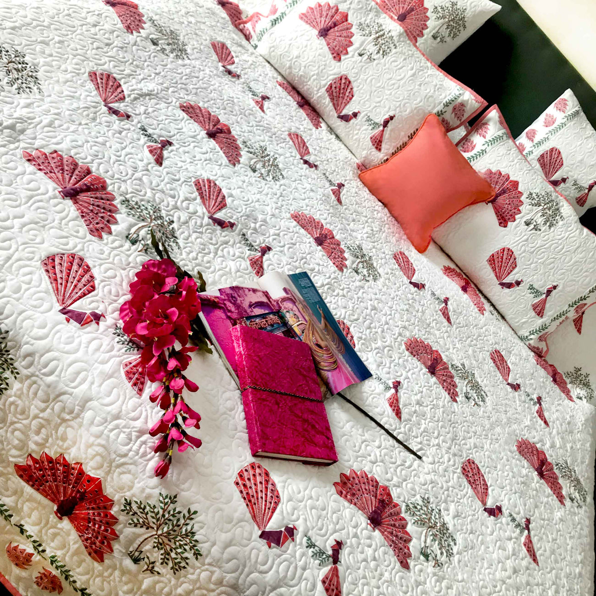 WILBUR WONDERFUL WORLD 6 PIECE QUILTED BEDCOVER SET