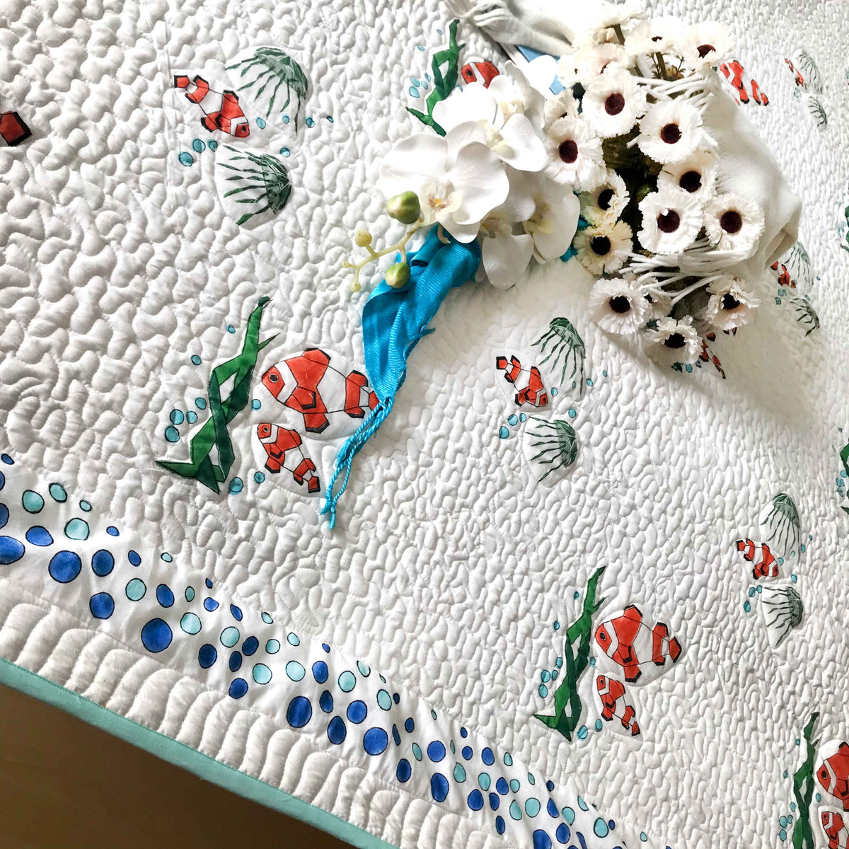 WYNTER WONDERFUL WORLD 6 PIECE QUILTED BEDCOVER SET