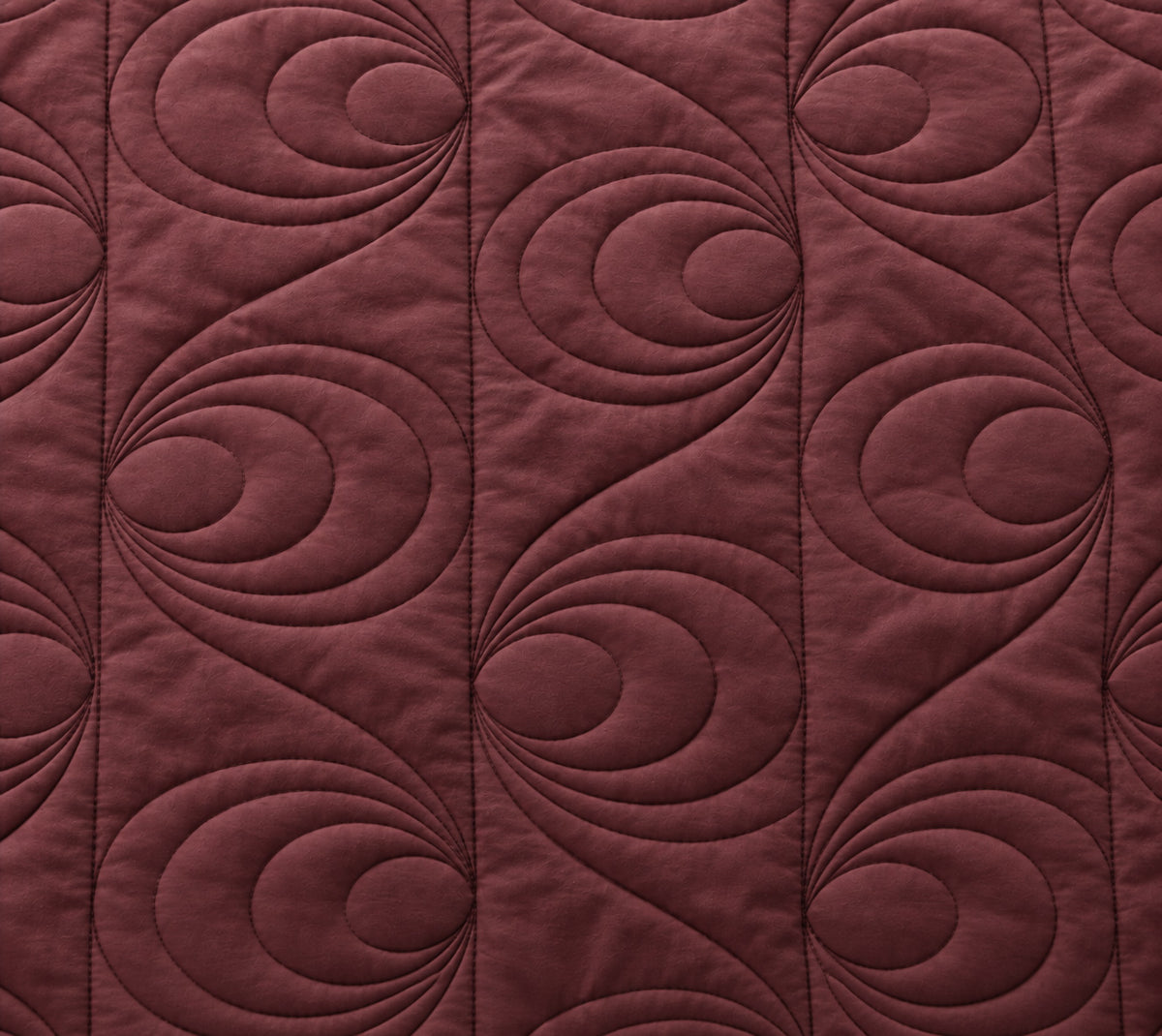 ARCHIE NORTHERN LIGHTS - FESTIVE COLLECTION OMBRE QUILTED BEDCOVER SET