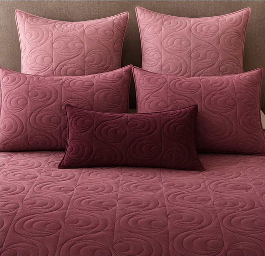 ARCHIE NORTHERN LIGHTS - FESTIVE COLLECTION OMBRE QUILTED BEDCOVER SET
