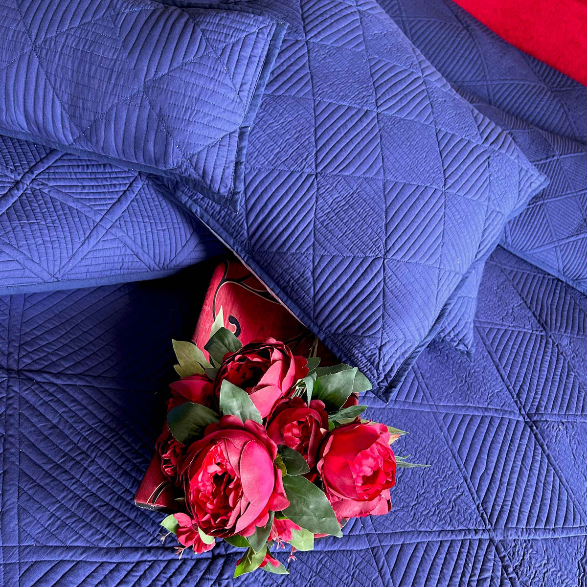 Holley Mediterranean Serenity Prussian Blue Quilted 6 Piece Bedcover ...