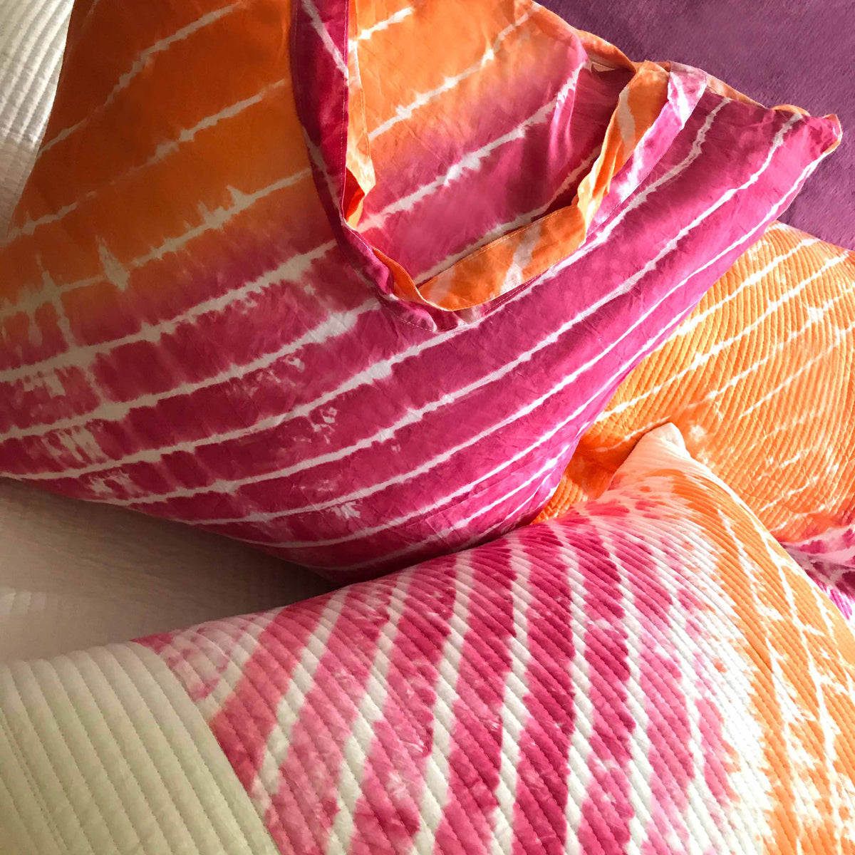 ANA SHIBORI SHABANG QUILTED BEDCOVER SET