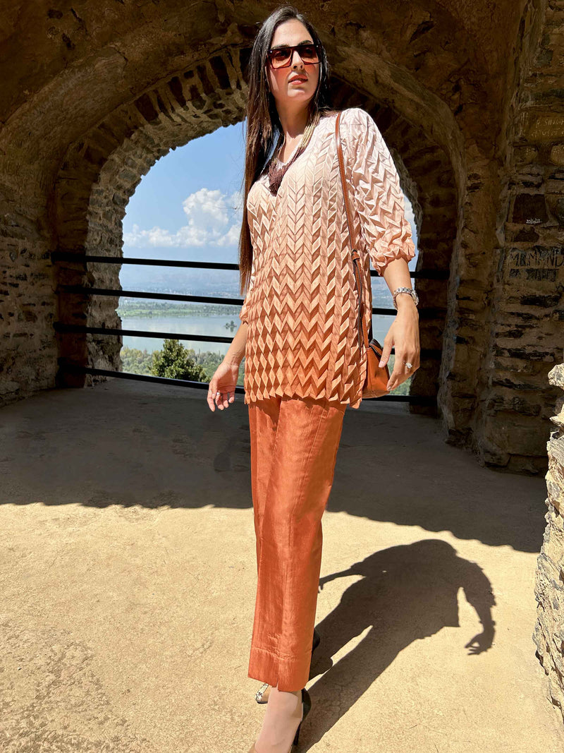 DIANA FESTIVE FLAMBOYANCE PURE SILK TESSELLATION TUNIC SET