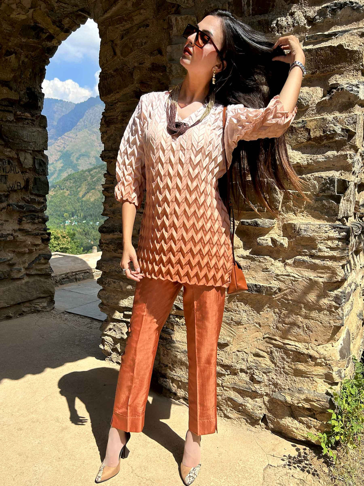 DIANA FESTIVE FLAMBOYANCE PURE SILK TESSELLATION TUNIC SET