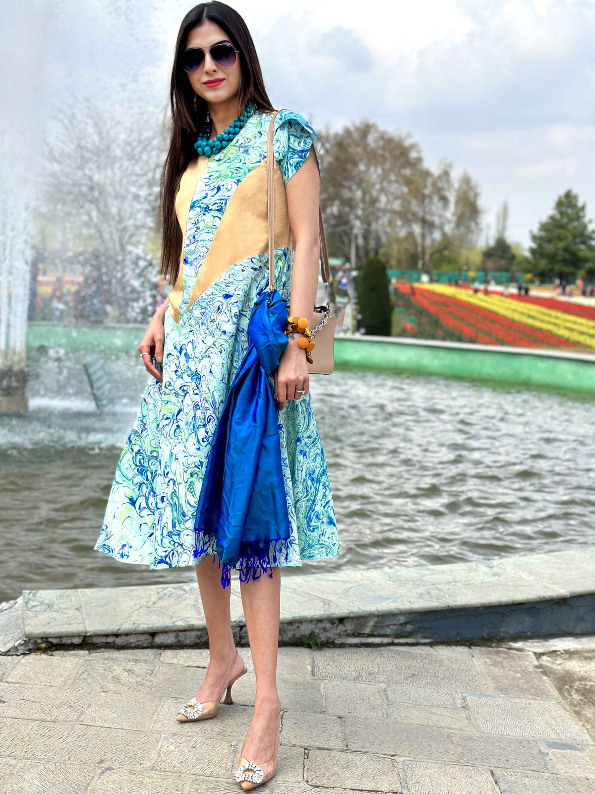 water on silk dress Water stain on satin material hack#lifehack #waterstain #satindress #satin #hack #lifesaver