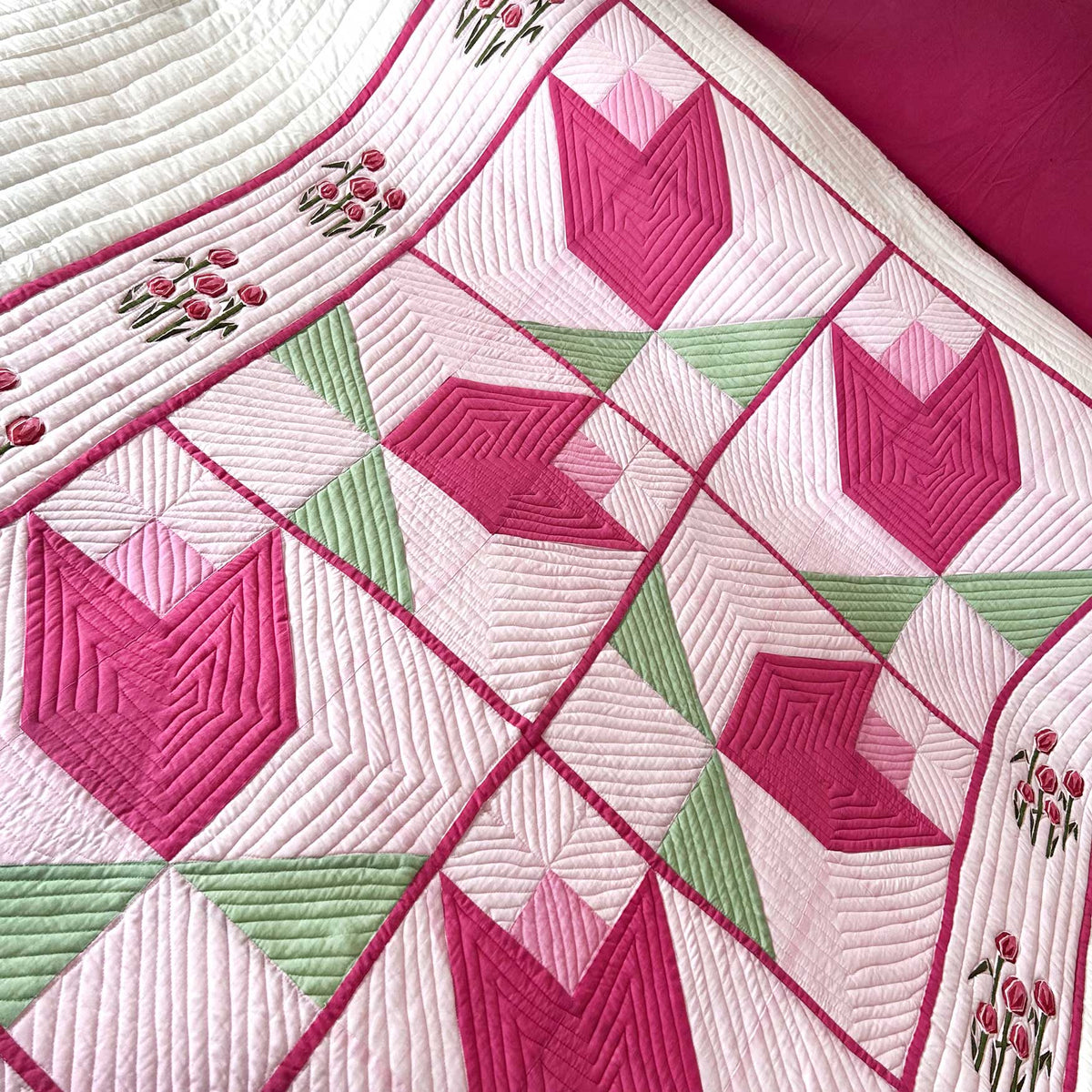 NANCY HELLO NEW YORK PATCHWORK QUILTED BEDCOVER SET