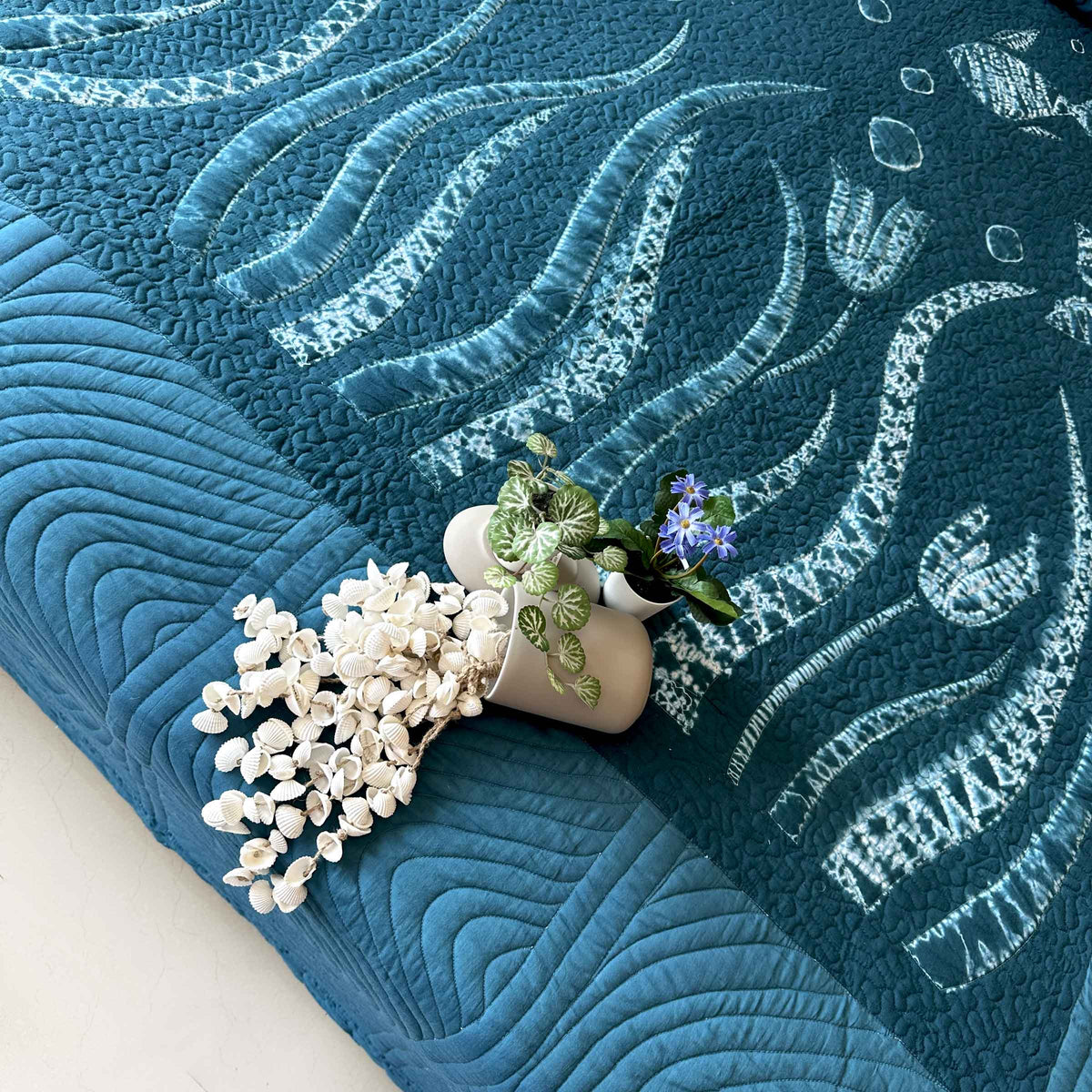 LOGAN POETRY IN NATURE NUI SHIBORI OMBRE QUILTED BEDCOVER SET