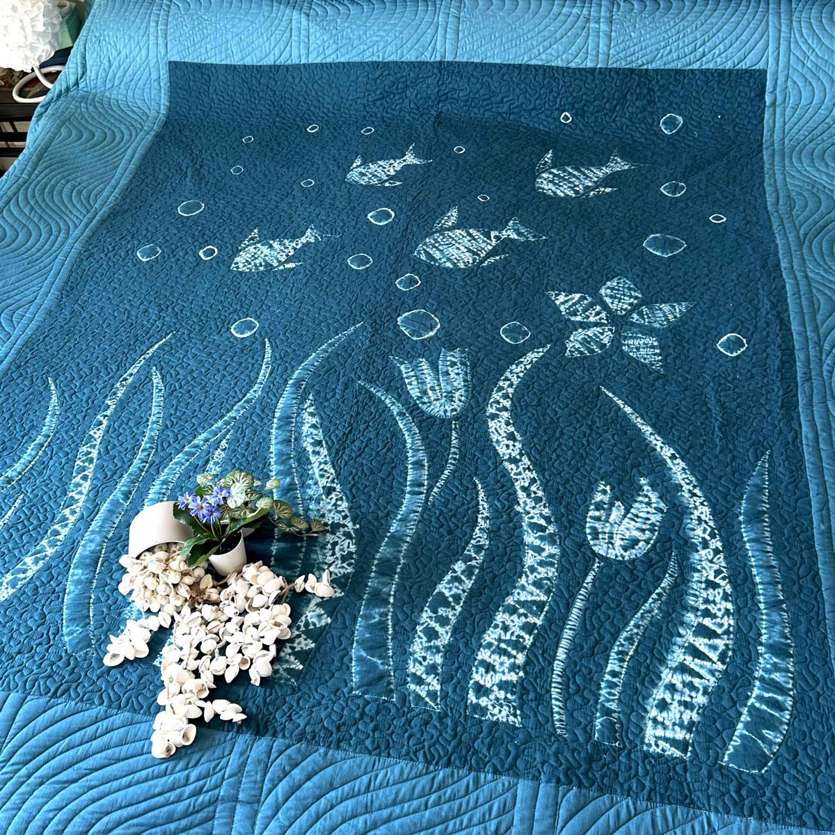 LOGAN POETRY IN NATURE NUI SHIBORI OMBRE QUILTED BEDCOVER SET