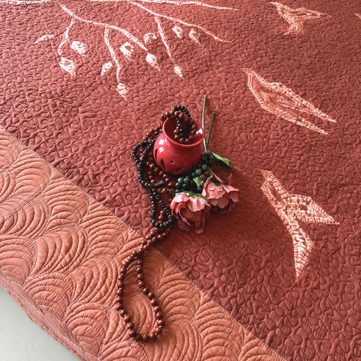 LINCOLN POETRY IN NATURE NUI SHIBORI OMBRE QUILTED BEDCOVER SET