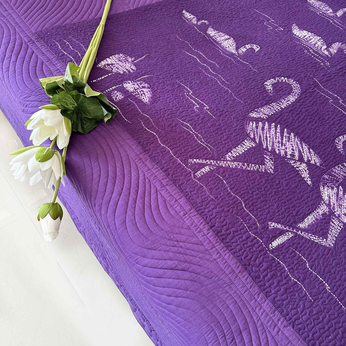 LIONEL POETRY IN NATURE NUI SHIBORI OMBRE QUILTED BEDCOVER SET
