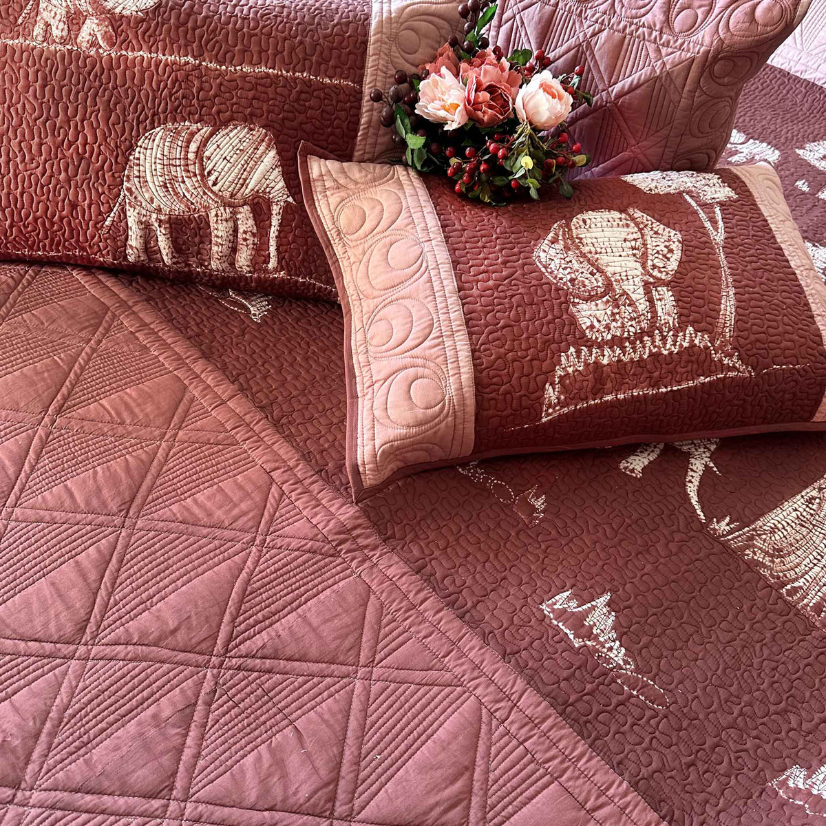 LLOYD POETRY IN NATURE NUI SHIBORI OMBRE QUILTED BEDCOVER SET