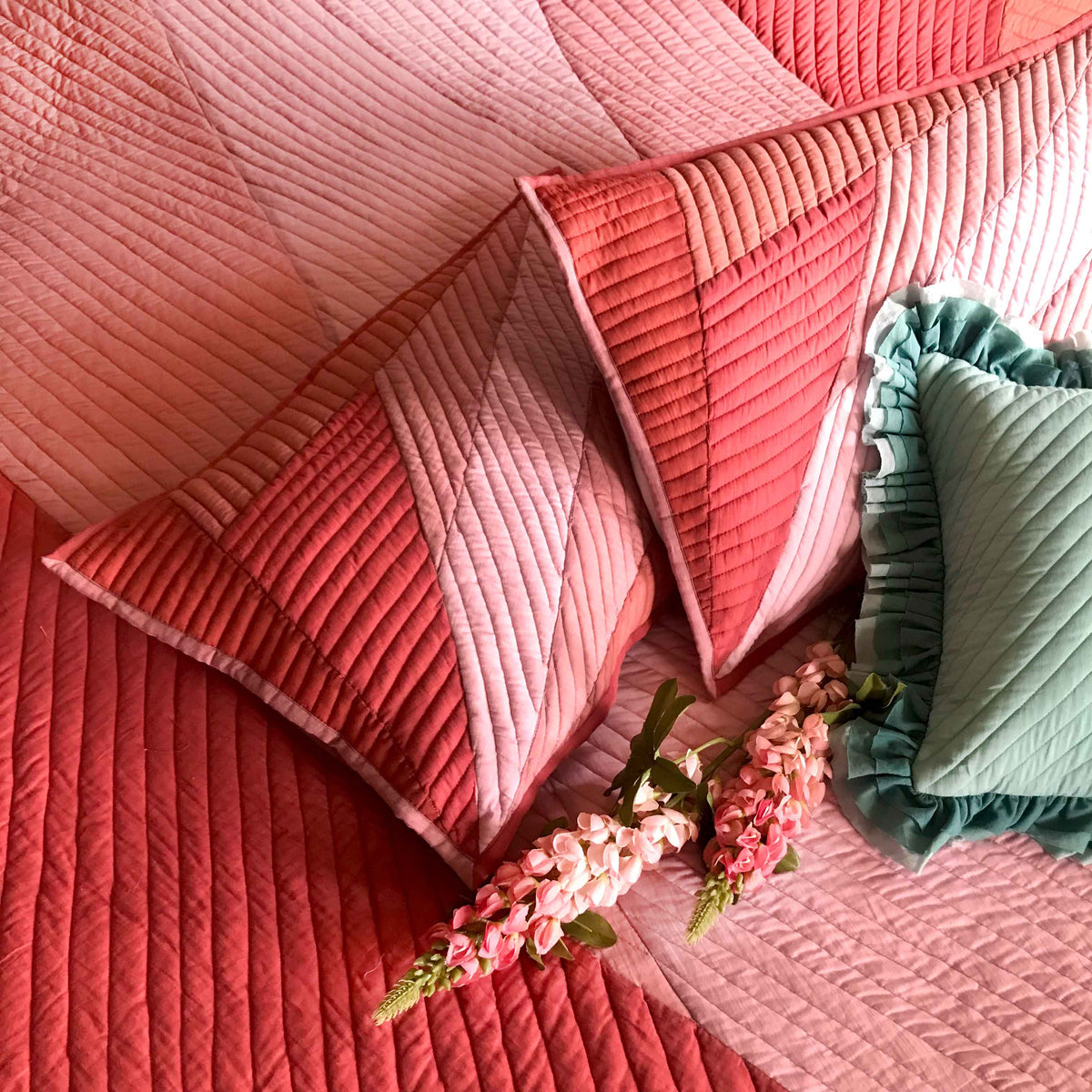 KATIE COPENHAGEN MELANGE PATCHWORK QUILTED BEDCOVER SET