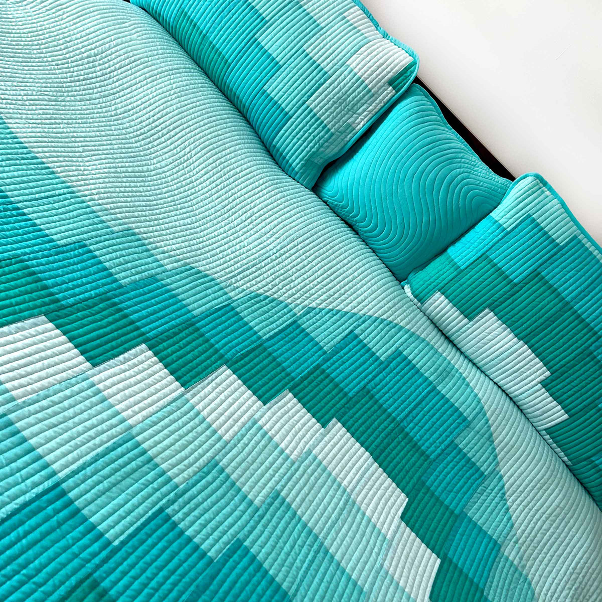 ROLAND FRENCH RIVIERA AQUA PATCHWORK QUILTED BEDCOVER SET